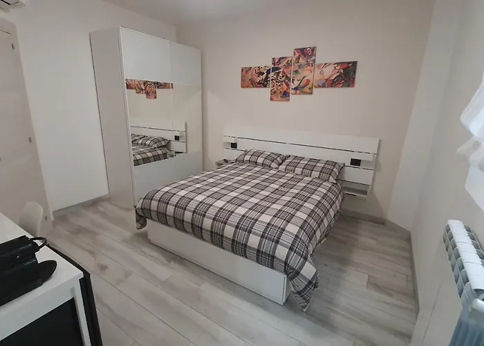 1930 Bed & Breakfast